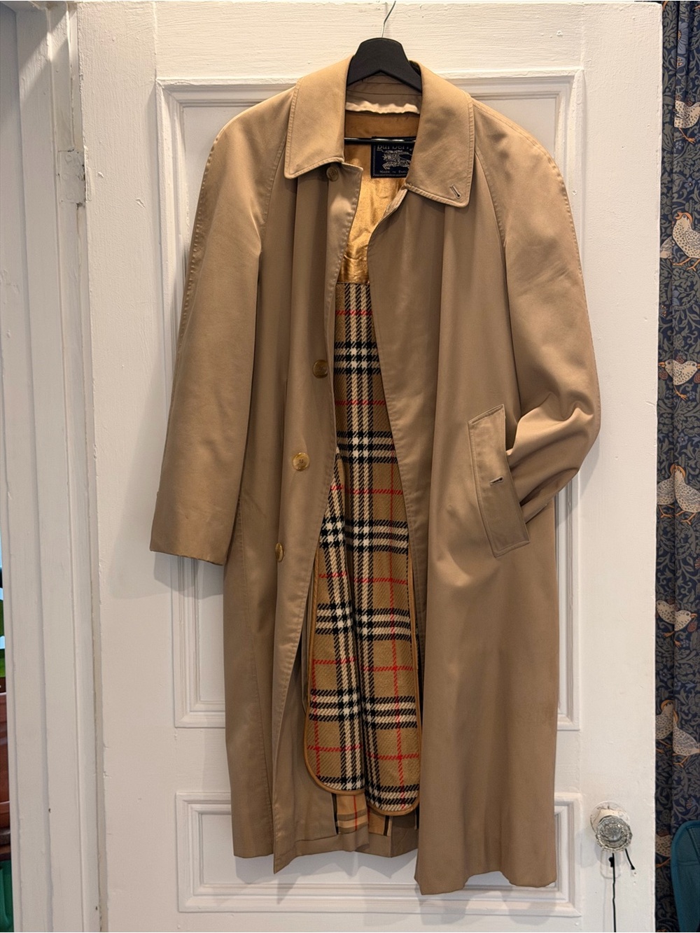 Great condition Burberry beige trench coat with wool lining - 21.5" chest